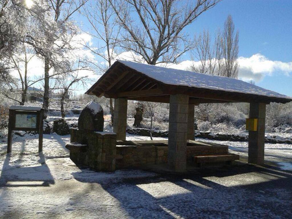 Cabanas Vallecino Manzanal de los Infantes Eksteriør billede